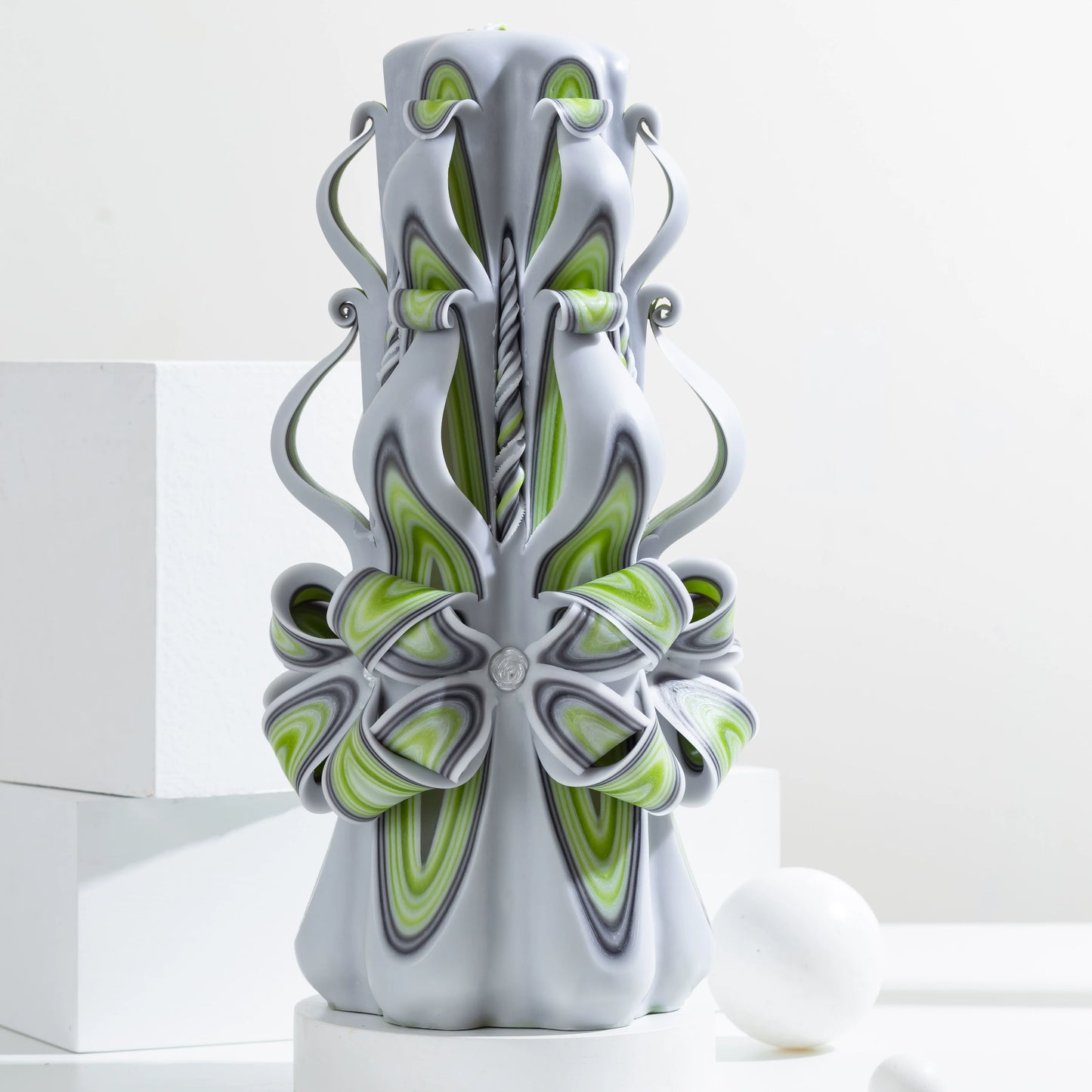 Forest Tide Carved Flower Candle | German-Style Handcrafted Scented Home Décor